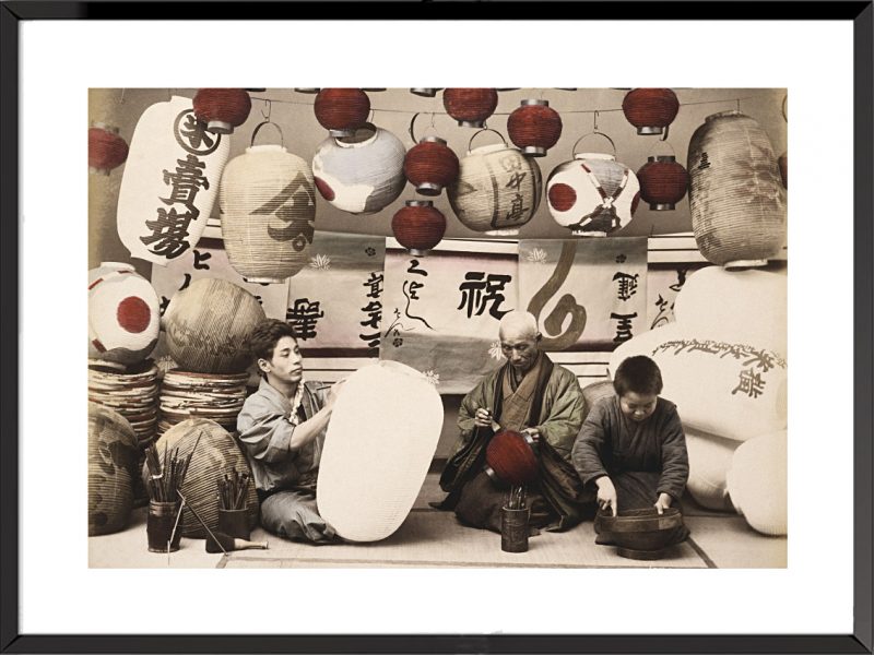 Photo Ancient Japan, The Meiji Era, Lantern Makers (1870-1880)